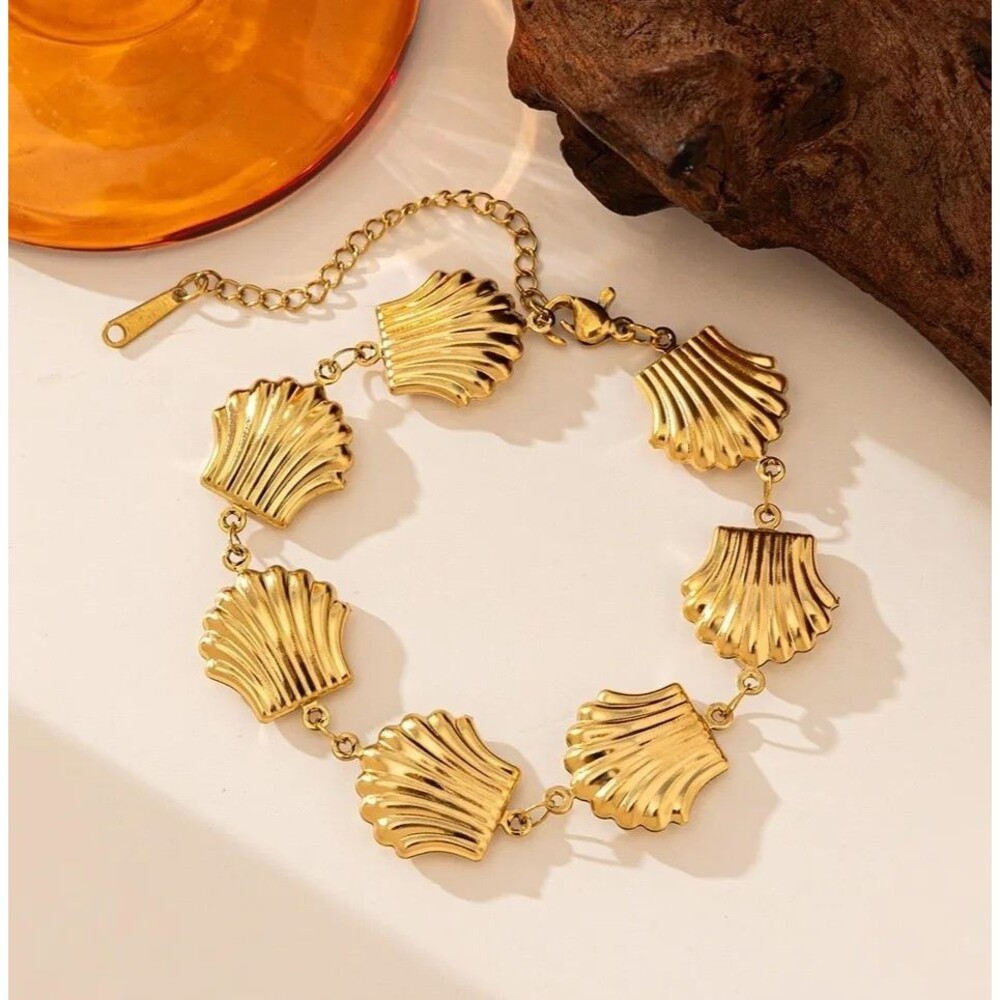 18K Gold Plated Shell Bracelet Stainless Steel Adjustable Coastal Beach NEW